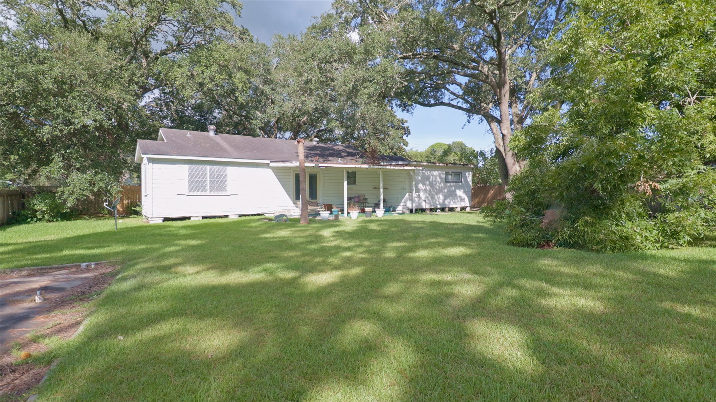 1303 Lake Road Property Photo 15