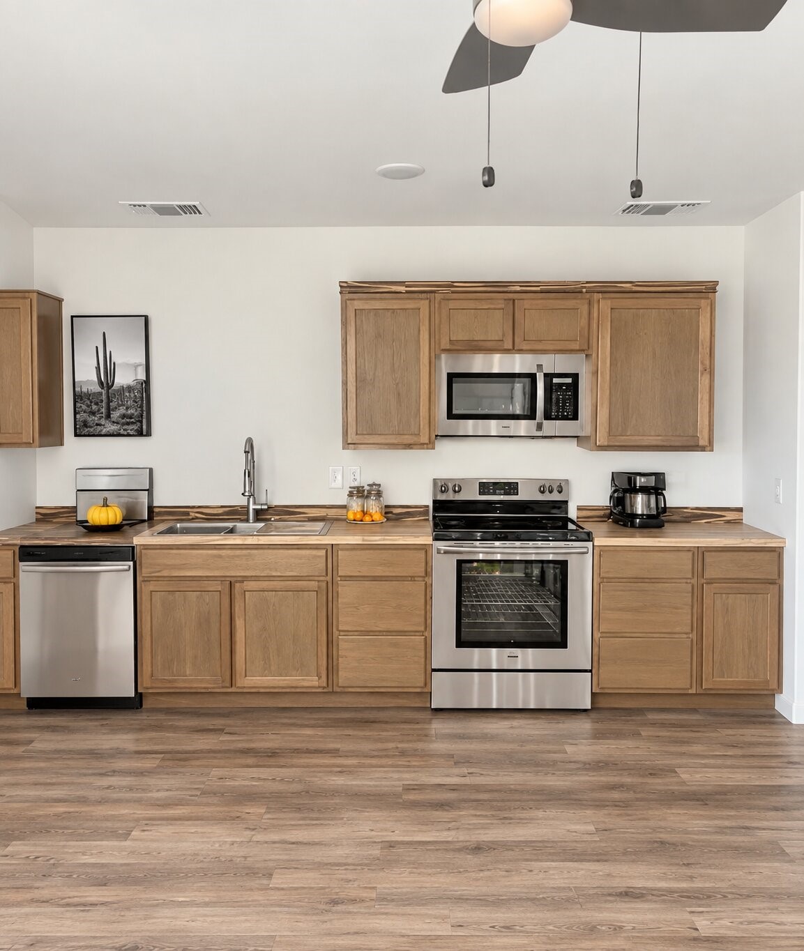 1212 Roosevelt Street Property Photo 2