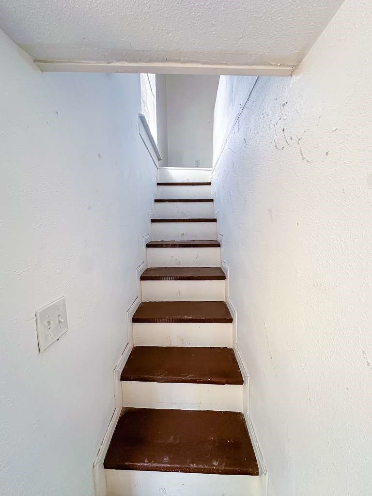 2555 Pierce Street Property Photo 1