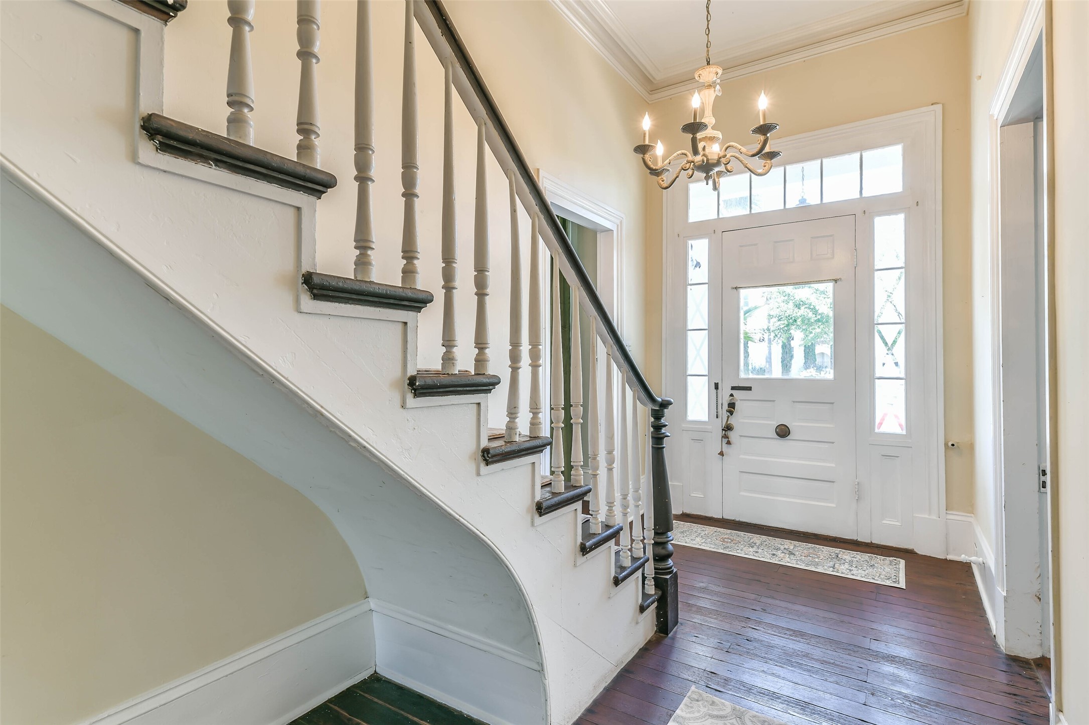 1309 Broadway Street Property Photo 4