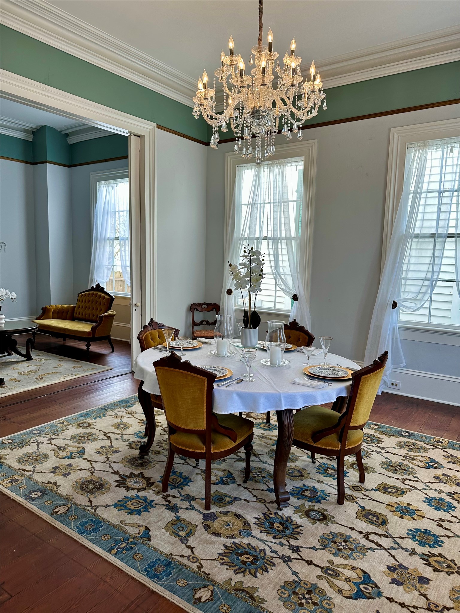1309 Broadway Street Property Photo 5