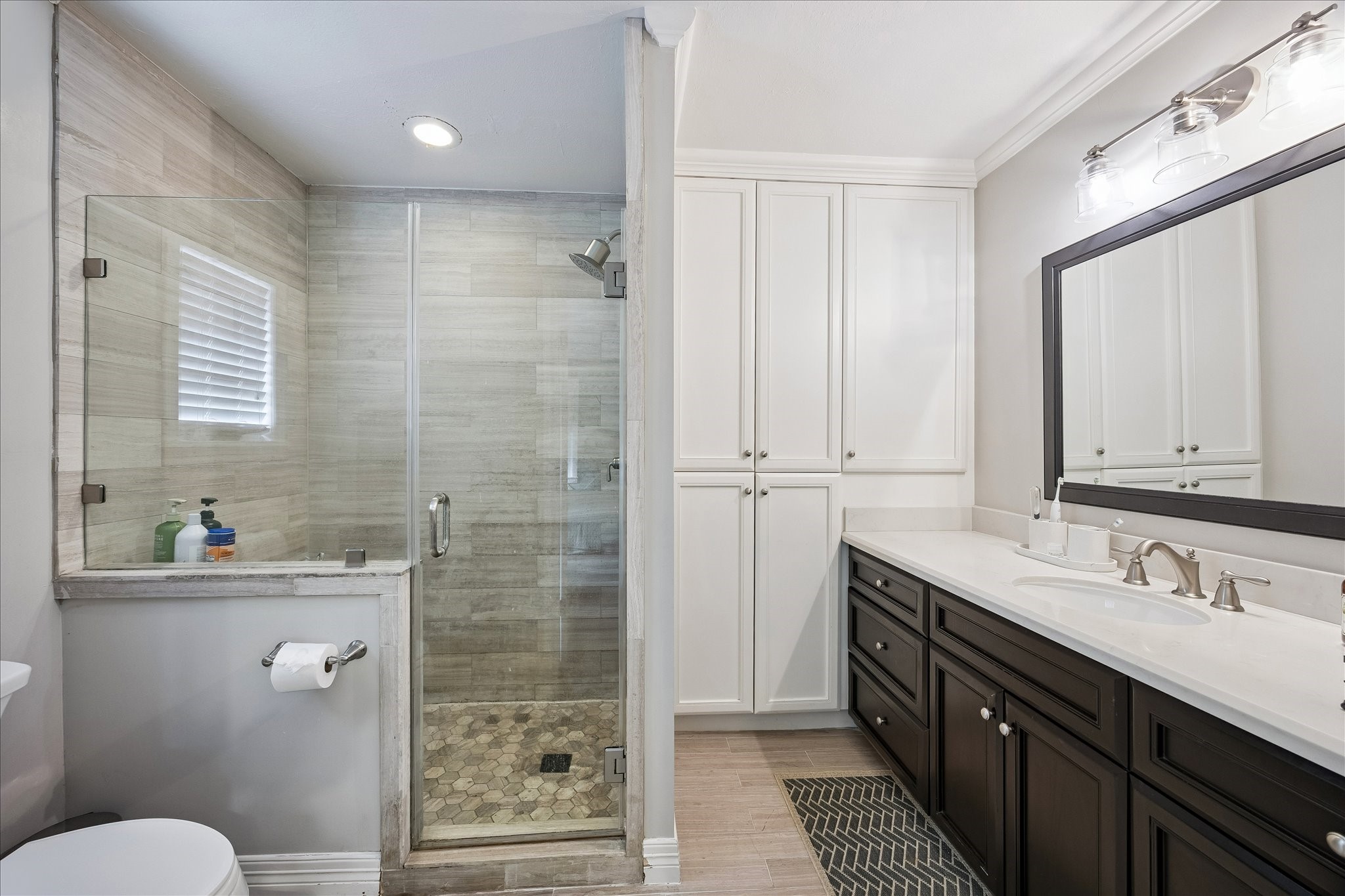 3434 Broadmead Drive Property Photo 10