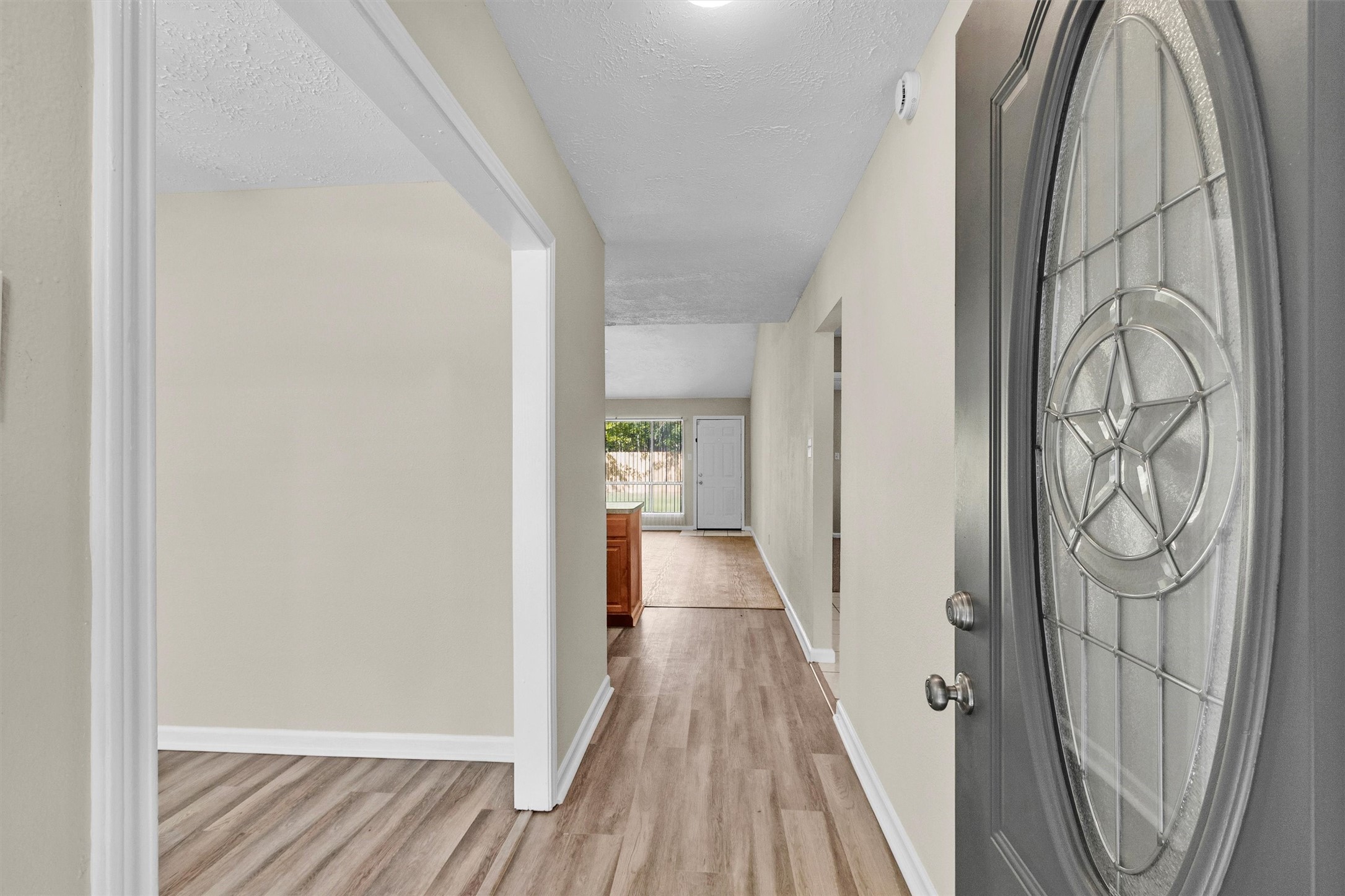 23038 Banquo Drive Property Photo 4
