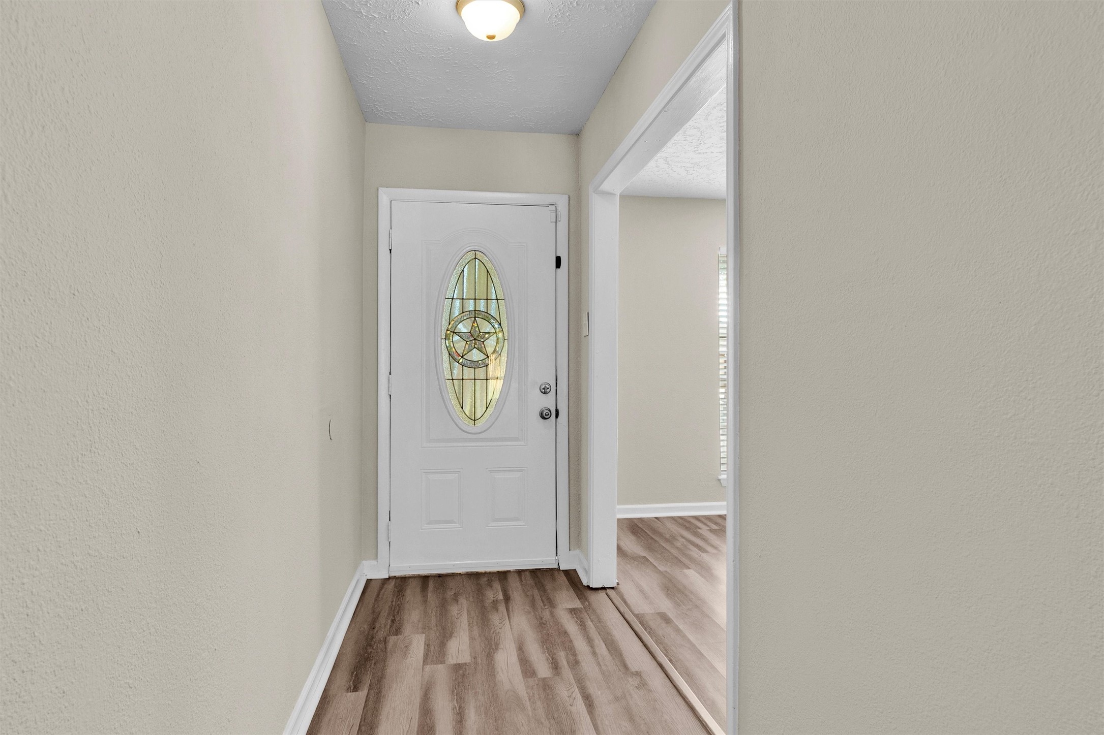 23038 Banquo Drive Property Photo 5
