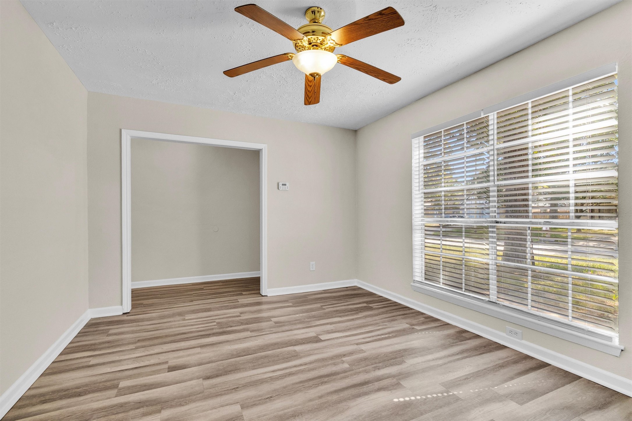 23038 Banquo Drive Property Photo 7