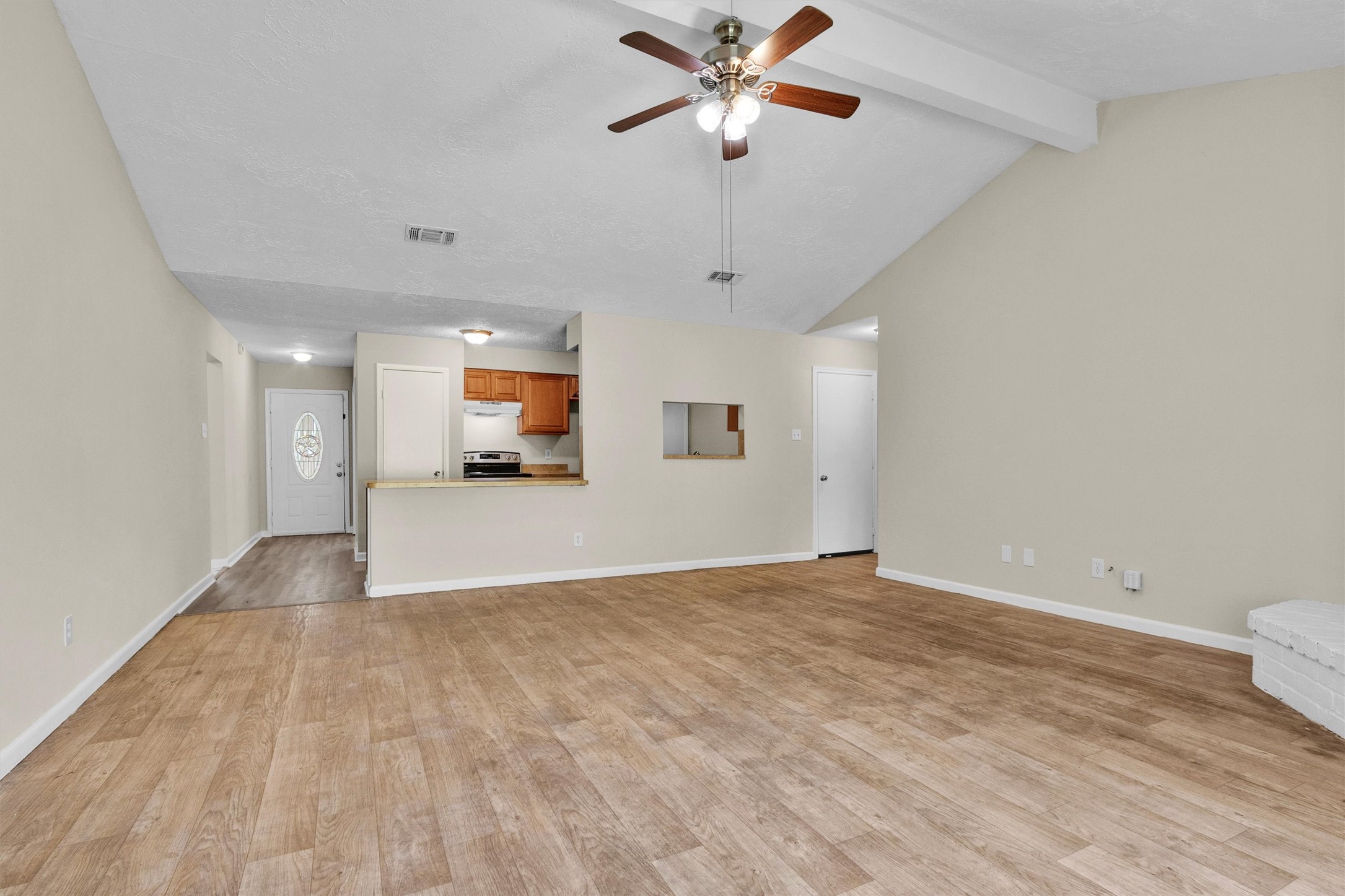 23038 Banquo Drive Property Photo 13