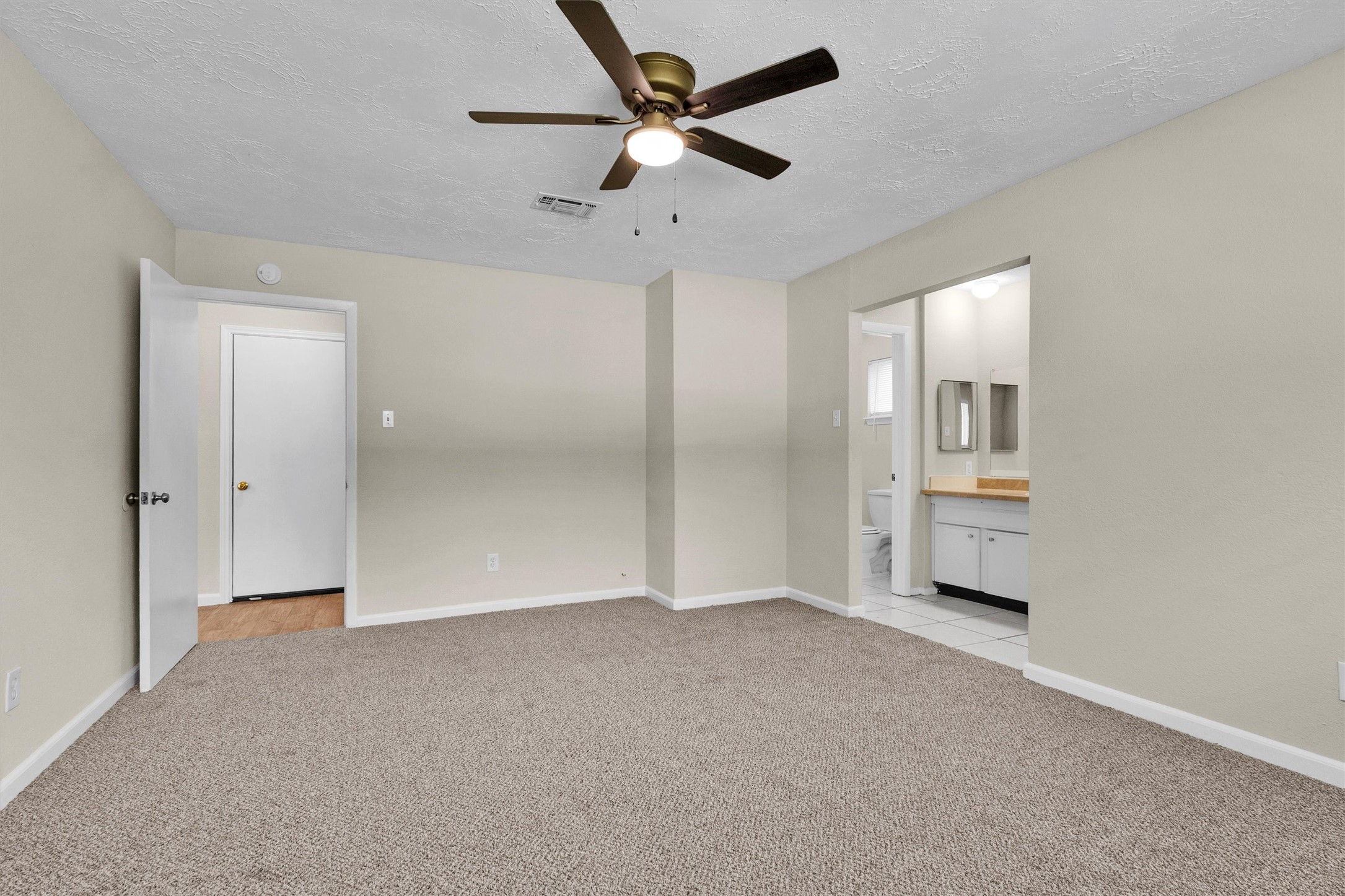 23038 Banquo Drive Property Photo 15