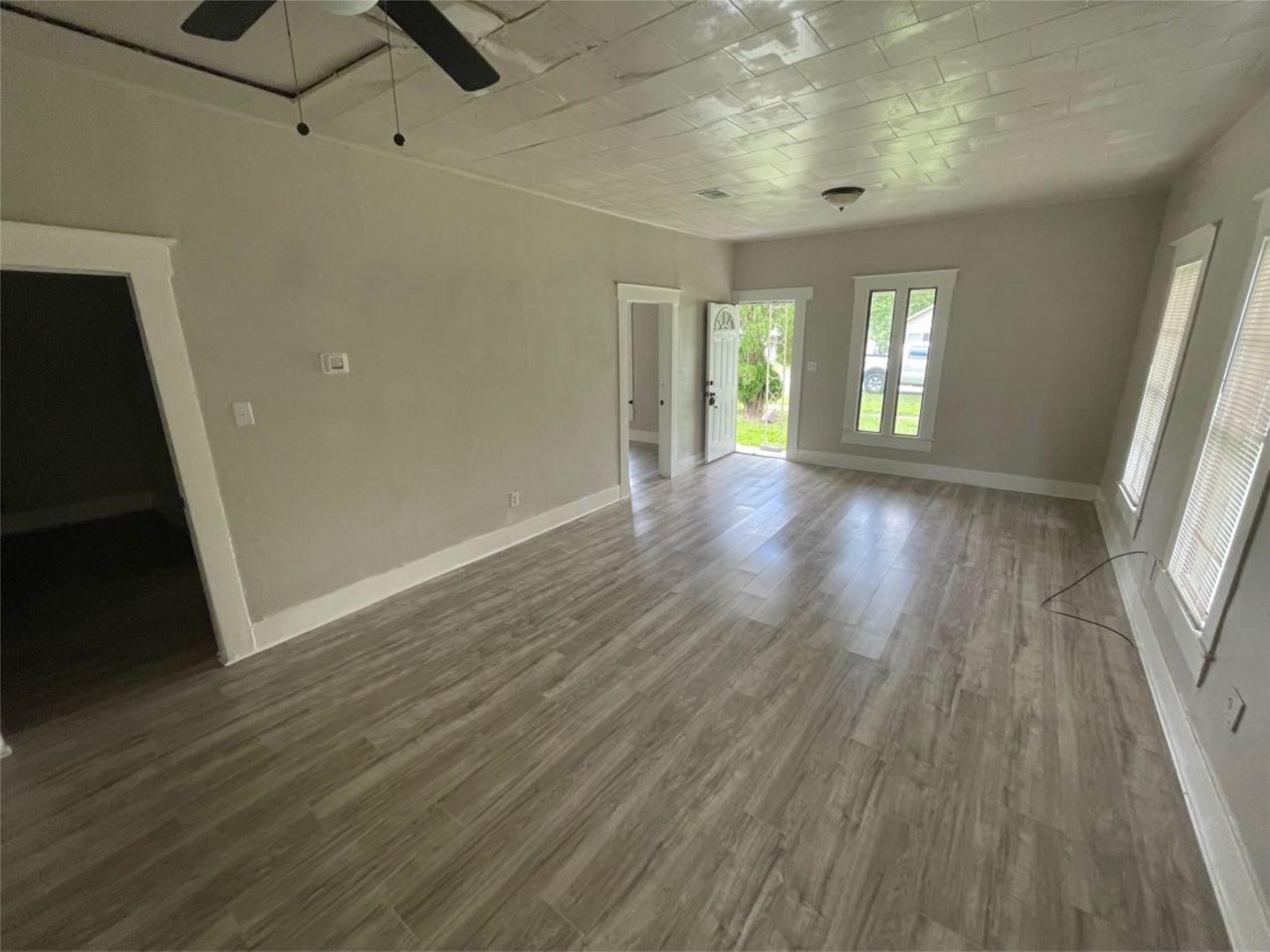 2010 13th Street Property Photo 8