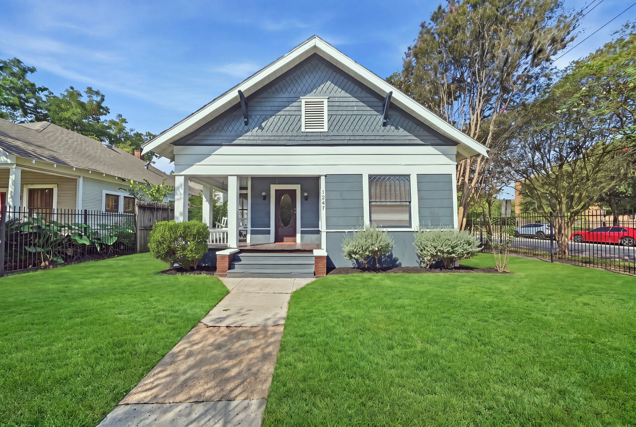 1247 Columbia Street Property Photo 1