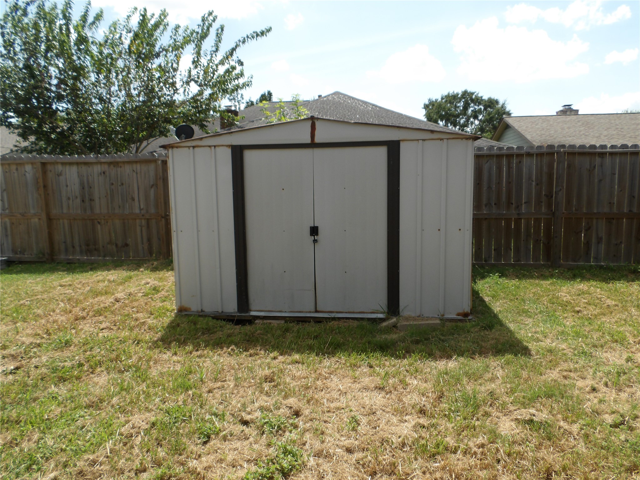 2434 Tyler Lane Property Photo 16