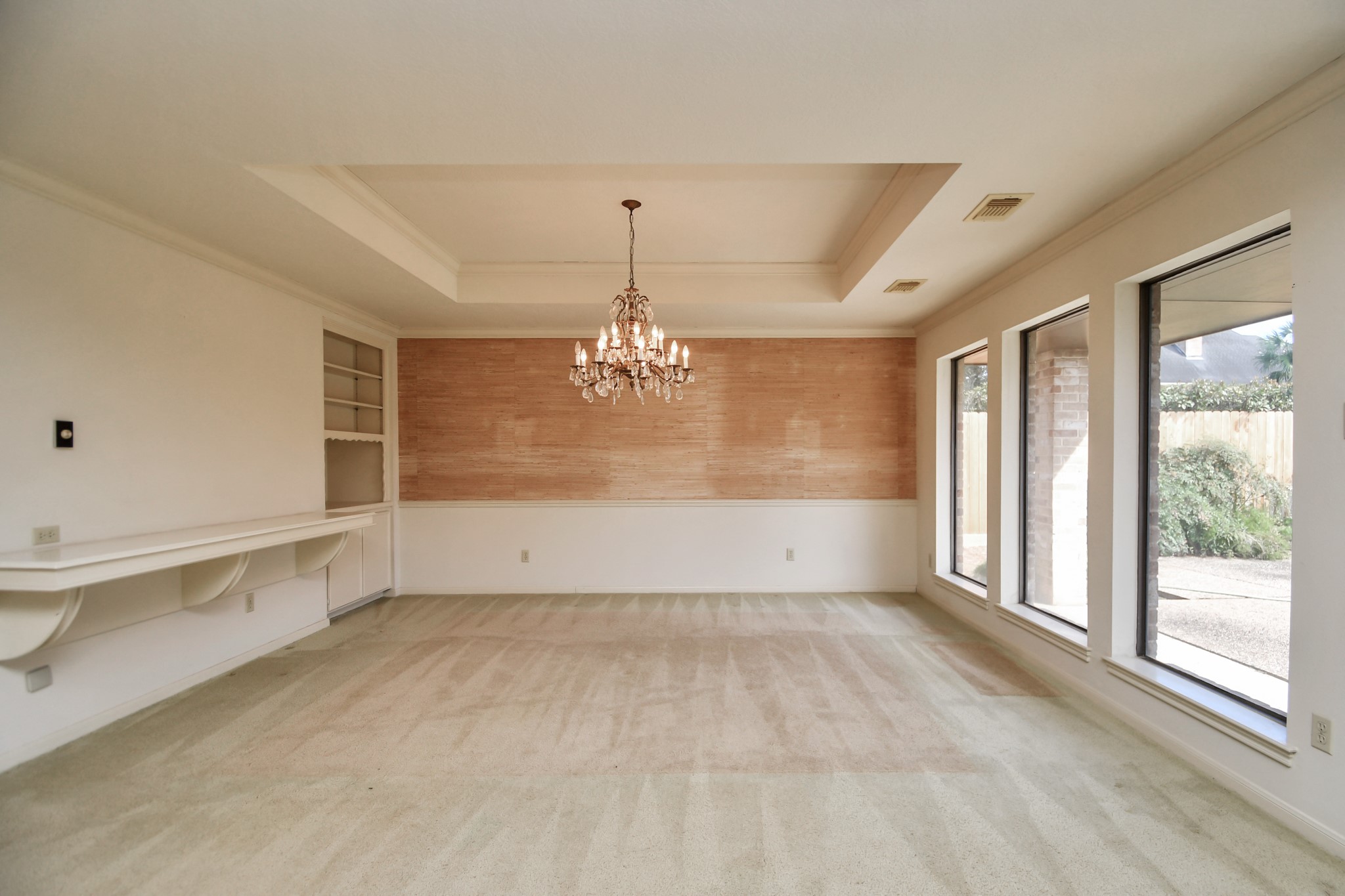 131 N Keswick Court Property Photo 6