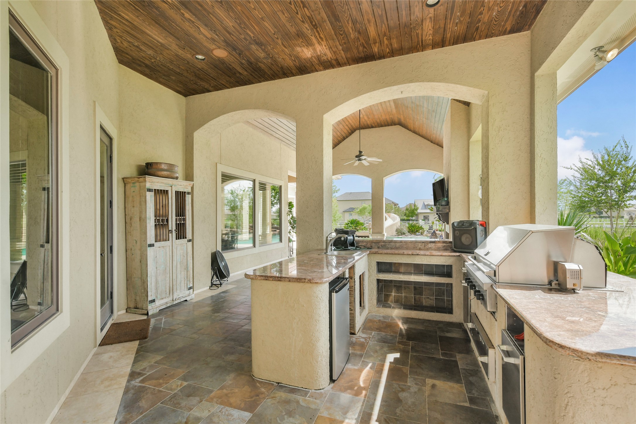 17111 Saddle Ridge Pass Property Photo 7