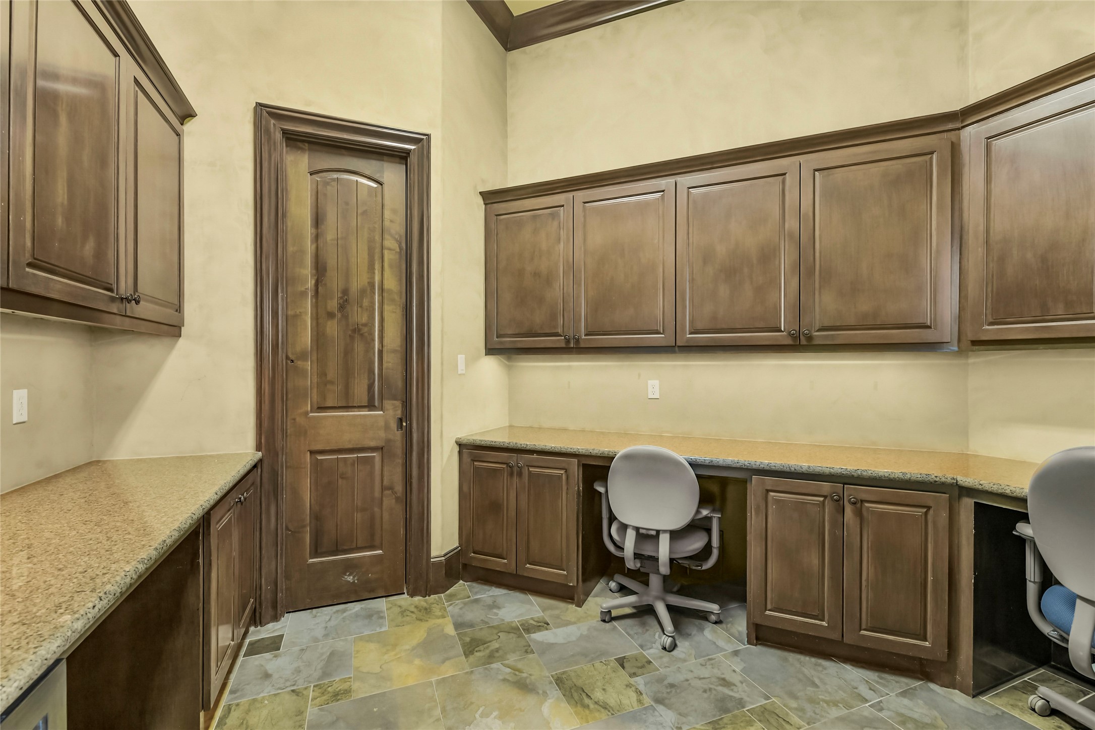 17111 Saddle Ridge Pass Property Photo 31