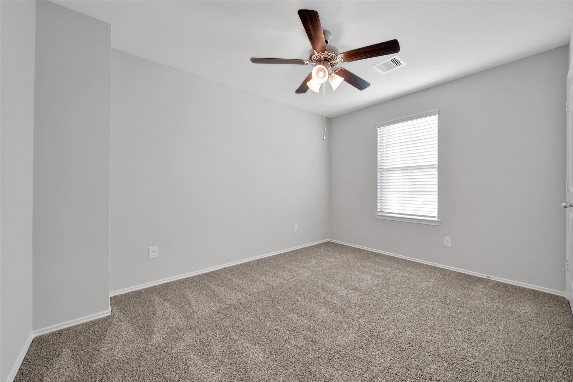 13854 Rock Island Trail Property Photo 33