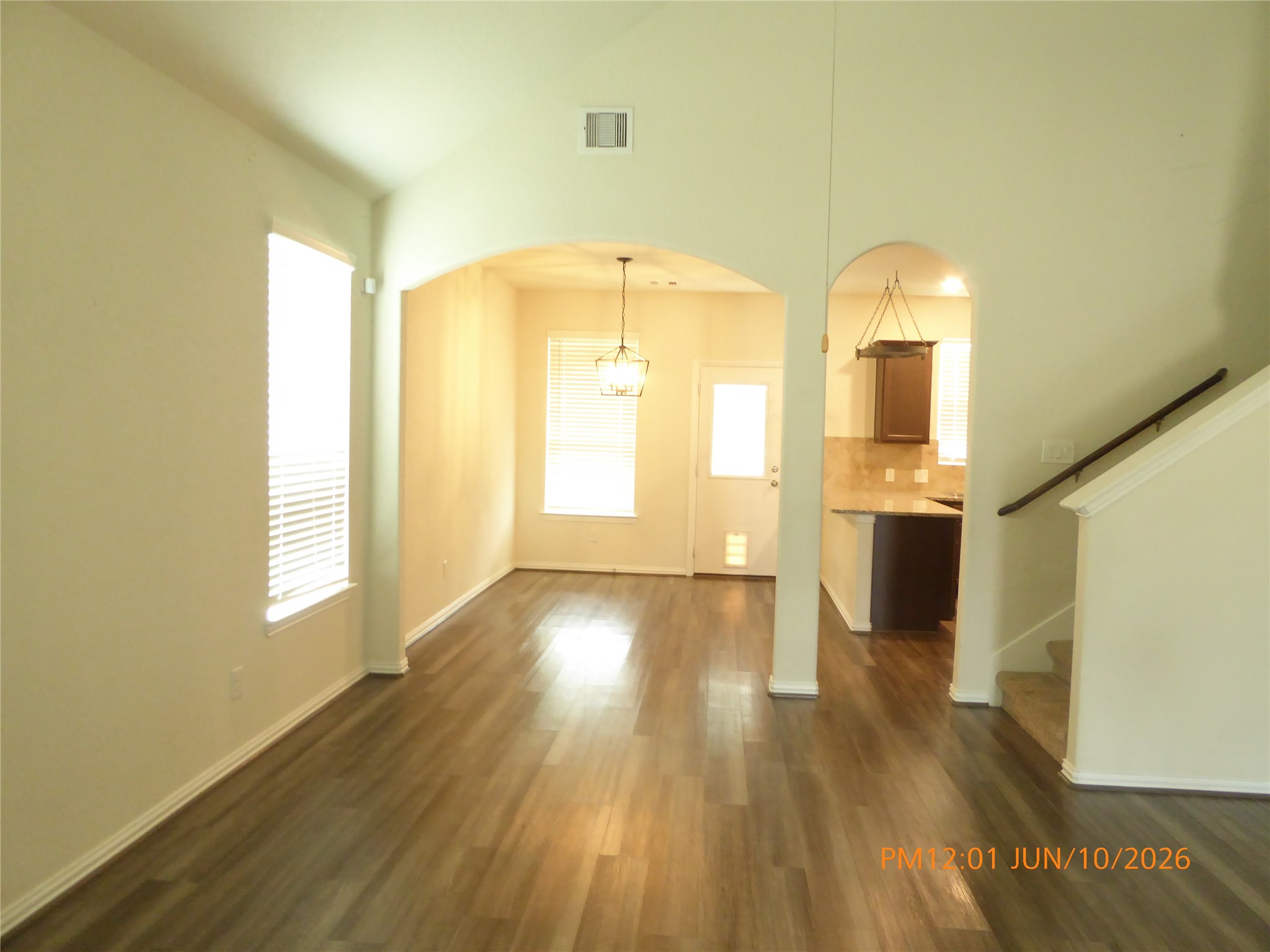 6319 Shadowbrook Hollow Trail Property Photo 4