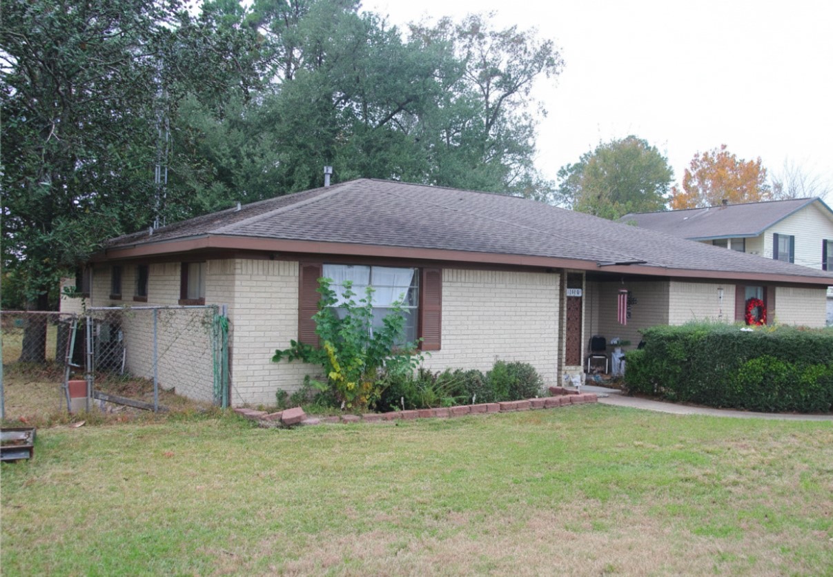1114 Wilson Road Property Photo 2