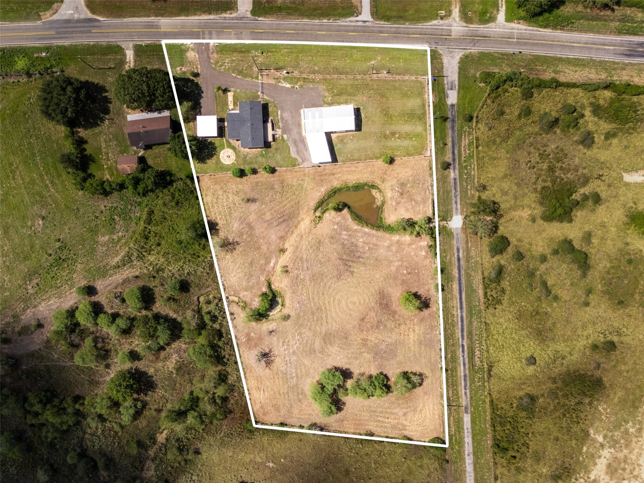 5632 Fm 1094 Property Photo 1