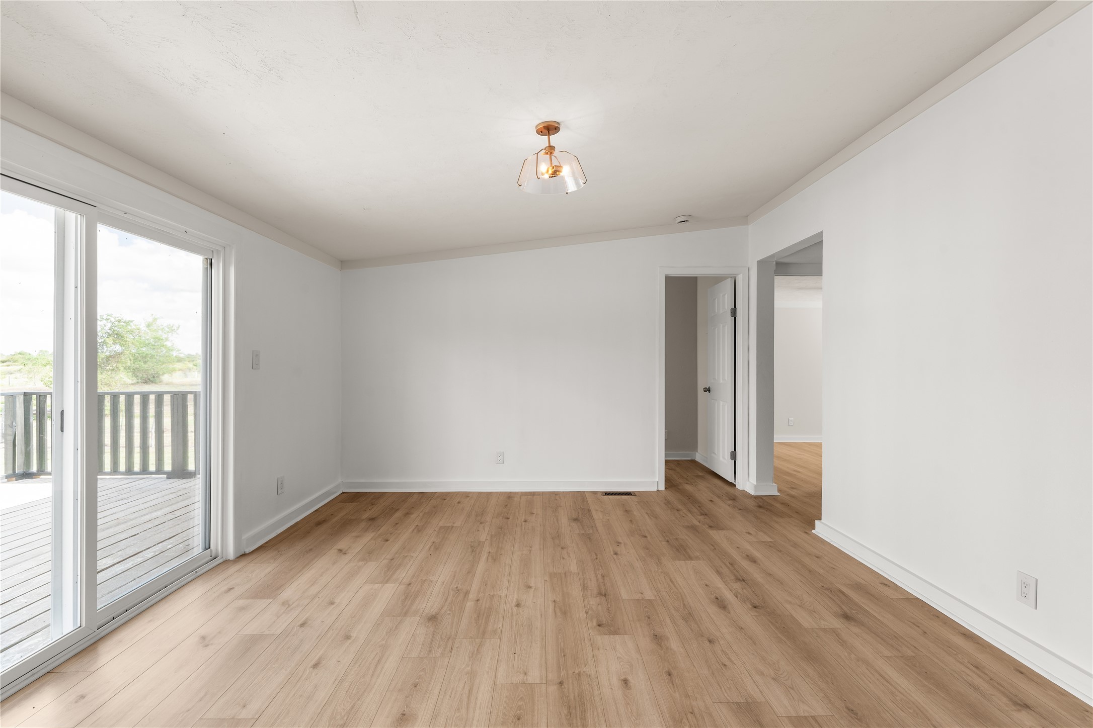 5632 Fm 1094 Property Photo 15