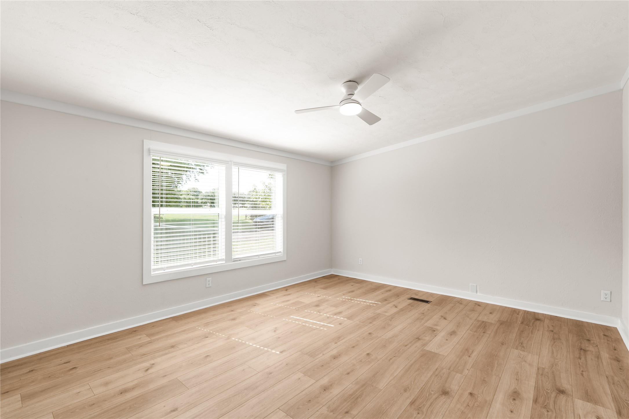 5632 Fm 1094 Property Photo 17