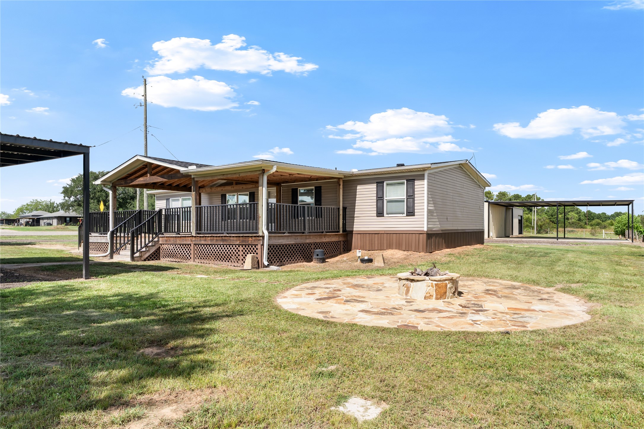 5632 Fm 1094 Property Photo 26