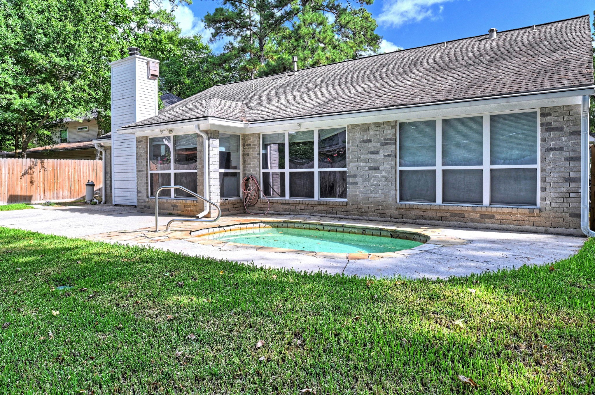 15 White Bark Property Photo 1