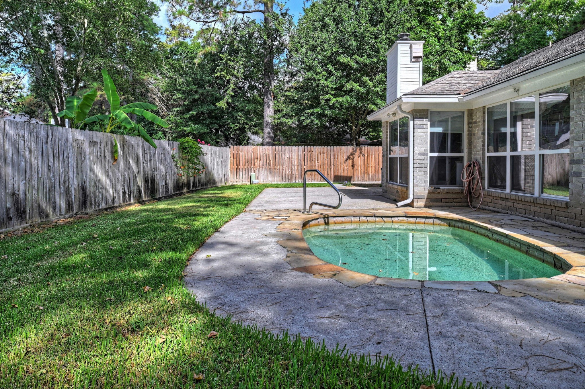 15 White Bark Property Photo 8