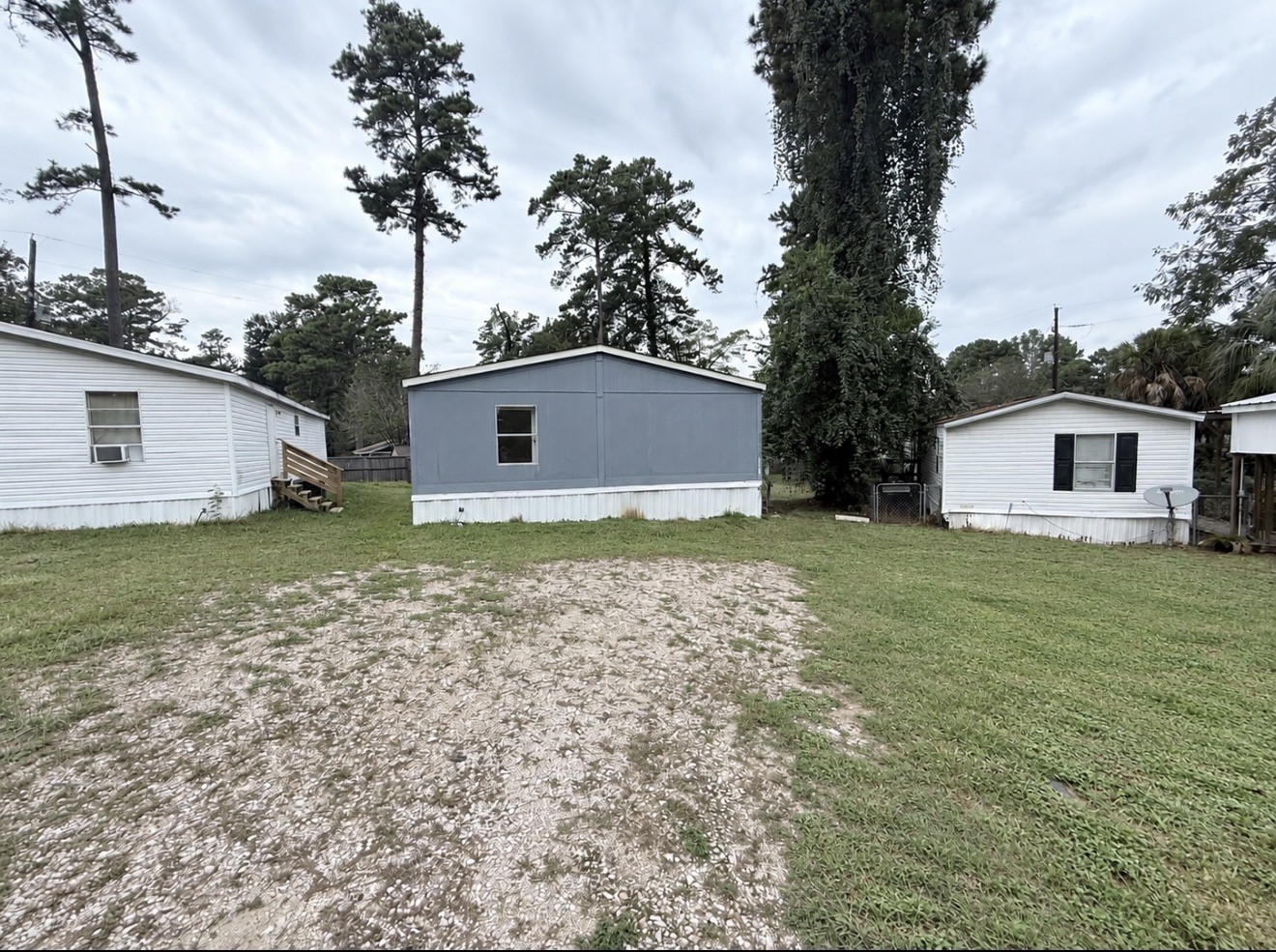 13416 Commander Circle Property Photo 1