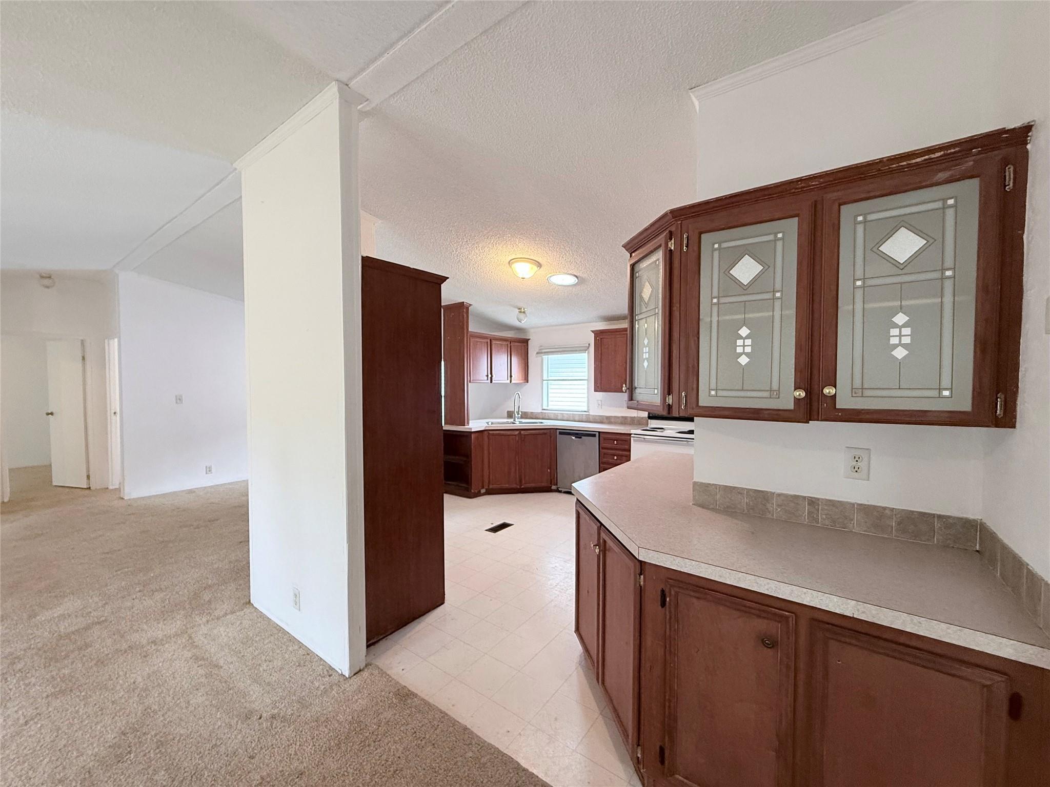 13416 Commander Circle Property Photo 7