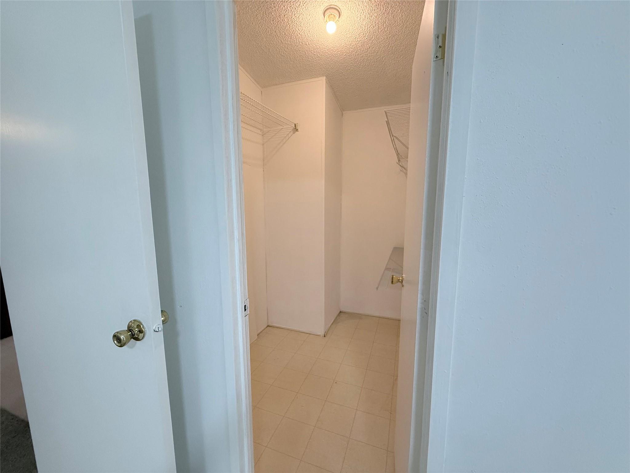 13416 Commander Circle Property Photo 12