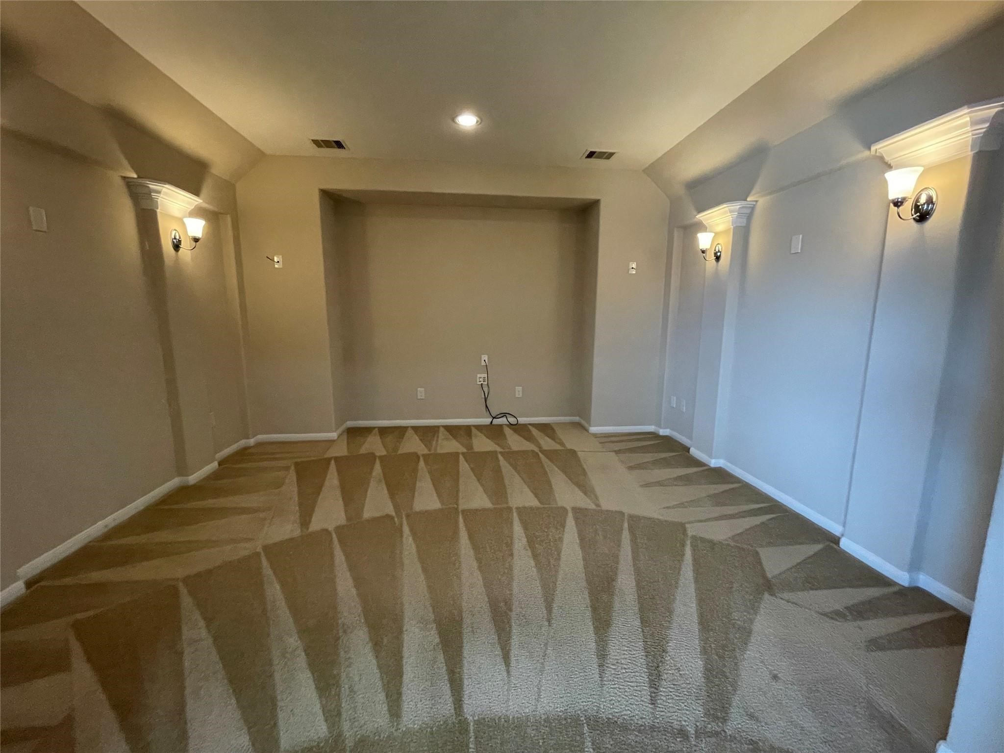 16611 Cactus Blossom Trail Property Photo 6