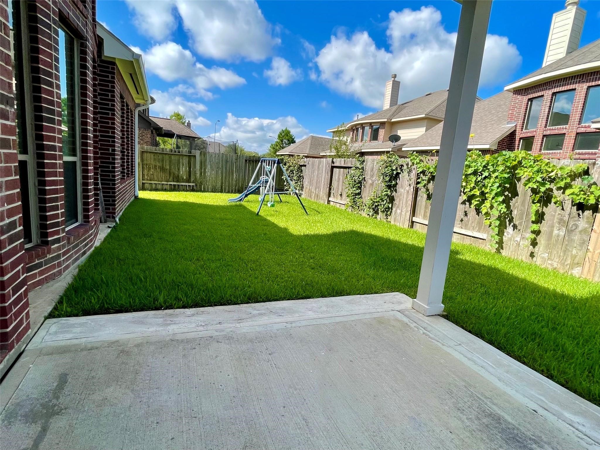 16611 Cactus Blossom Trail Property Photo 32