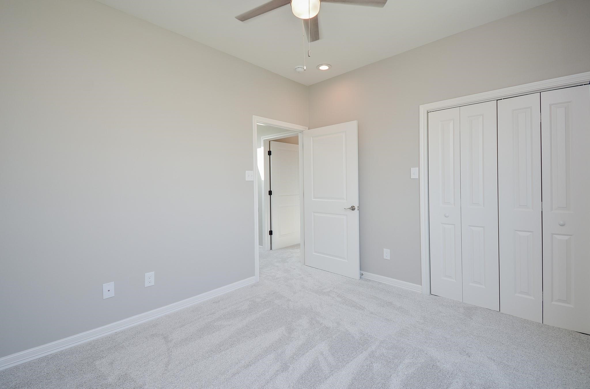 147 S 66 Street Property Photo 27
