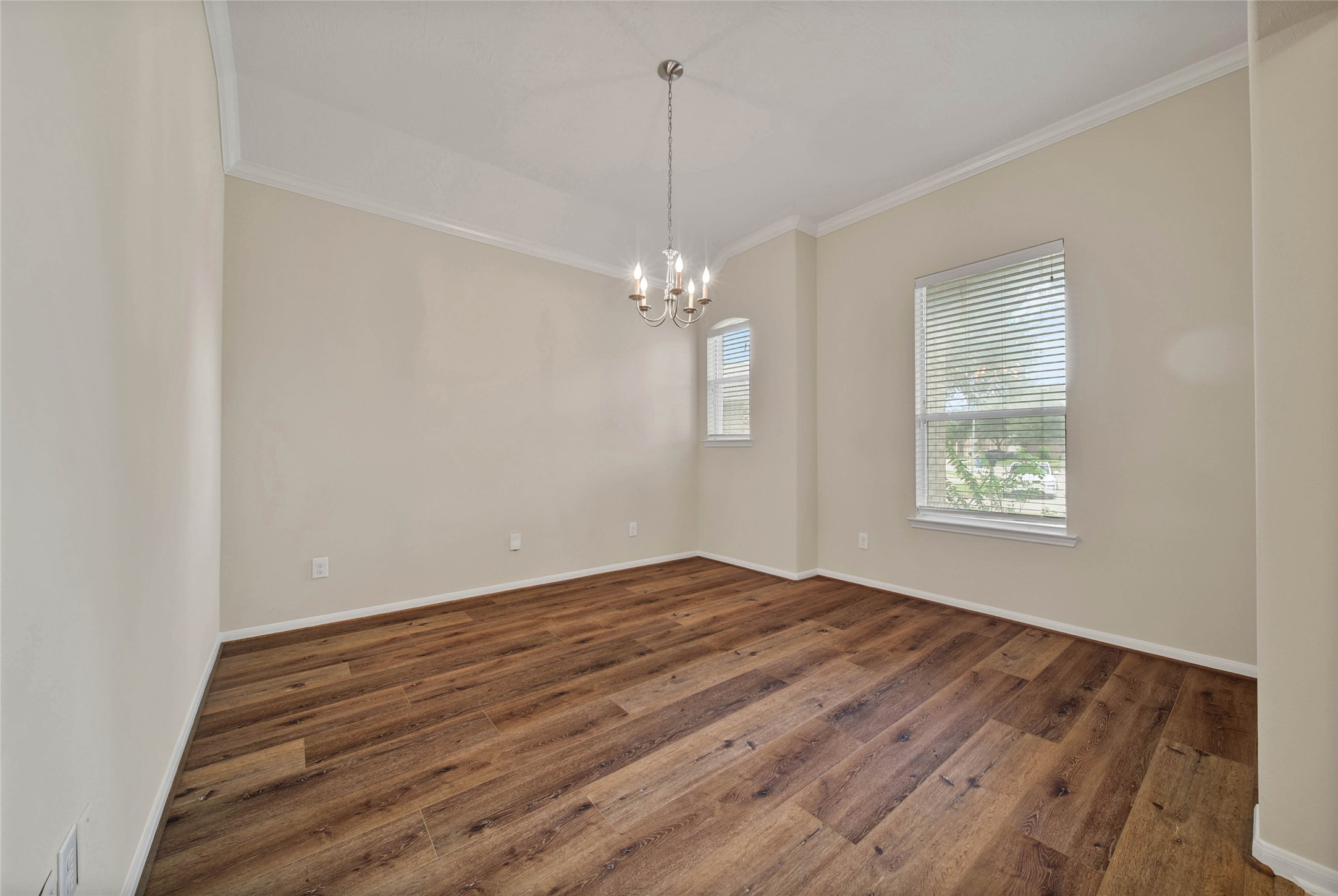 21839 Leigh Creek Drive Property Photo 4
