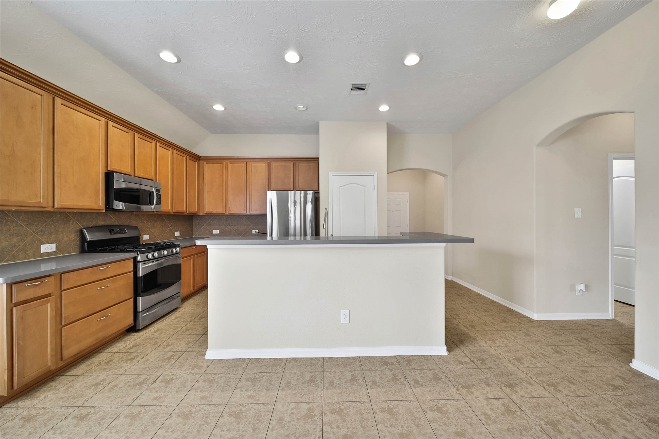 21839 Leigh Creek Drive Property Photo 10