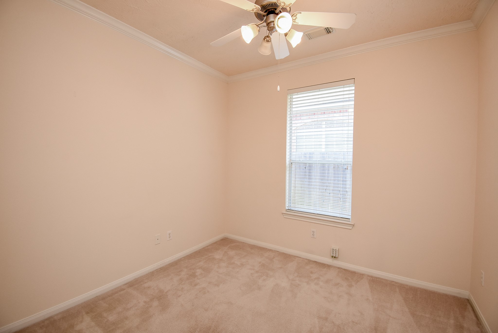 10727 Gilford Crest Drive Property Photo 30