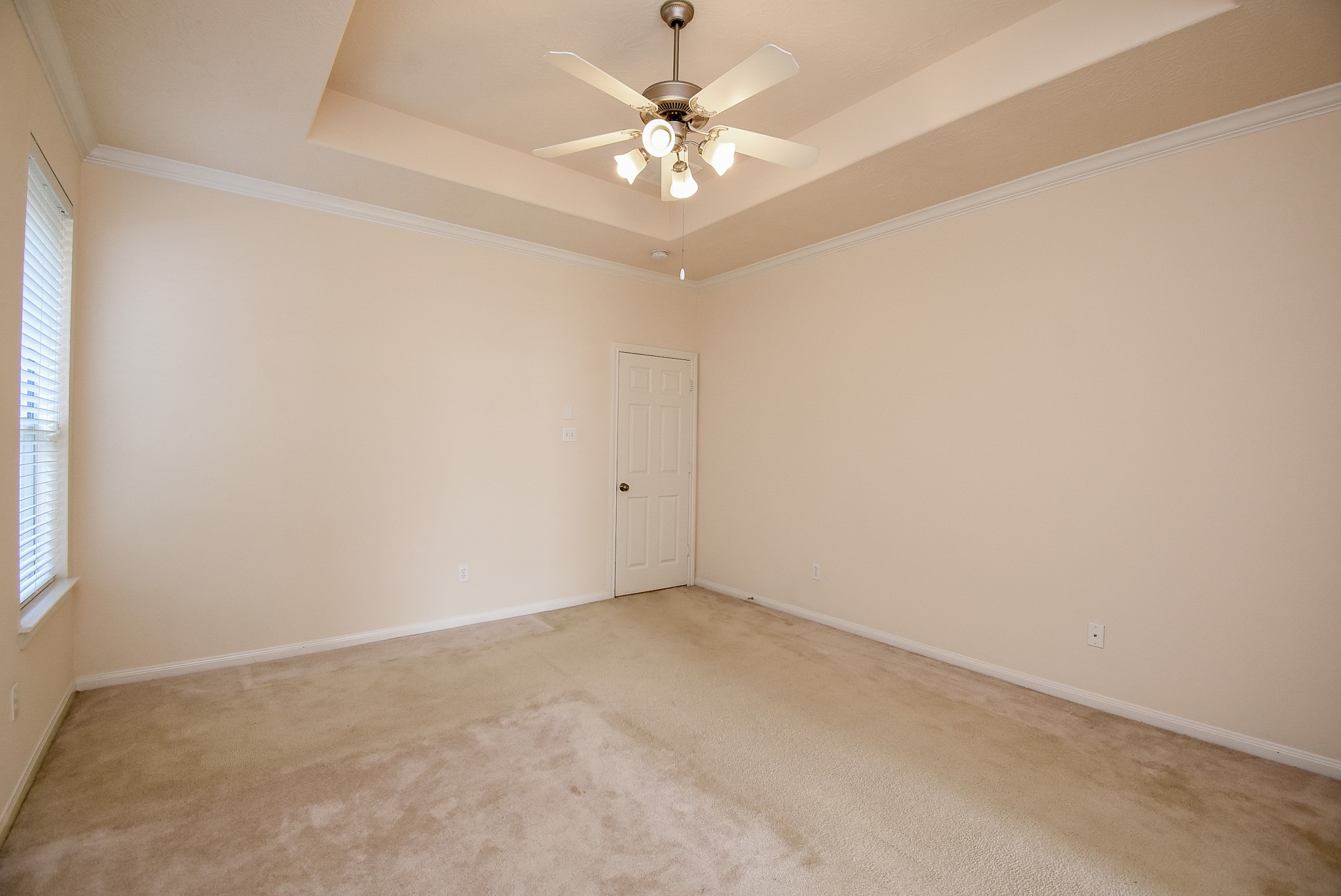 10727 Gilford Crest Drive Property Photo 35