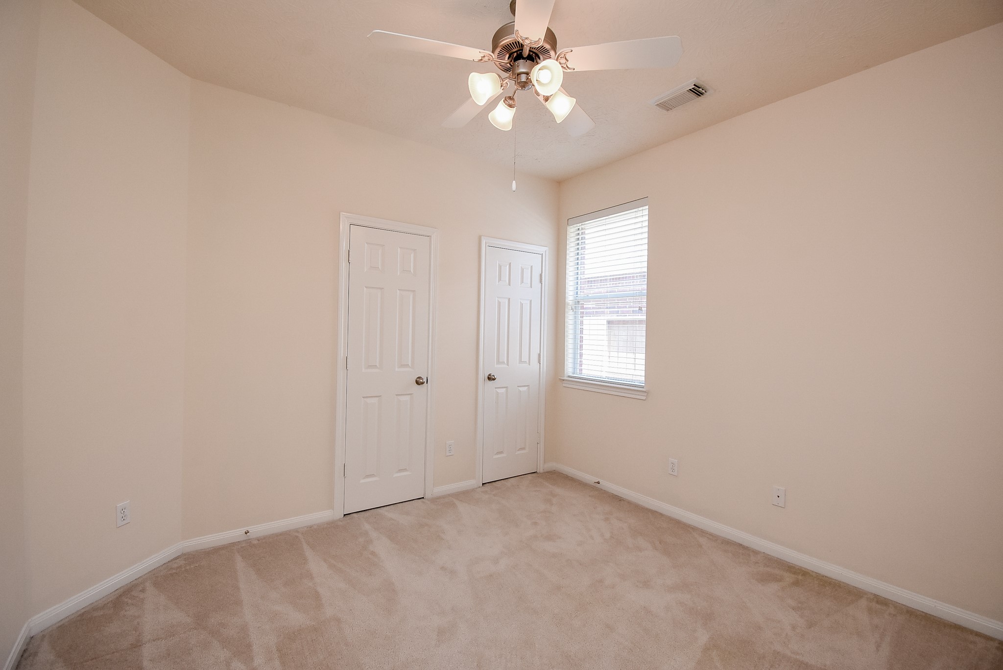 10727 Gilford Crest Drive Property Photo 42