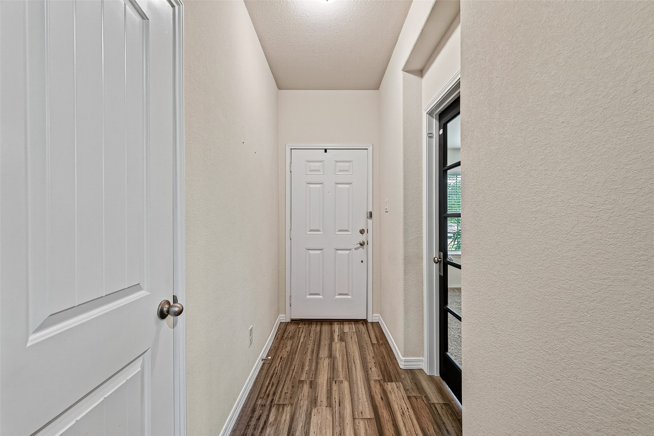 4631 Stolz Trail Property Photo 6
