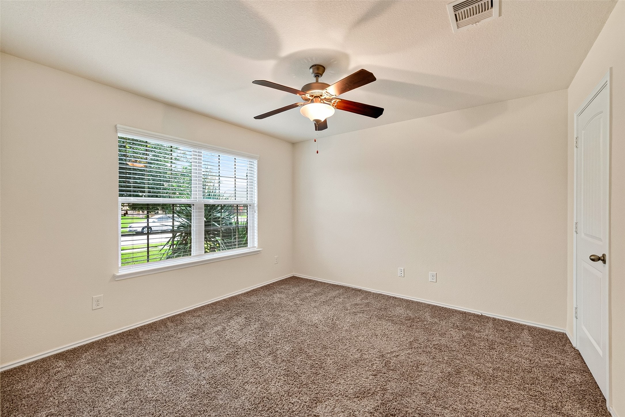 4631 Stolz Trail Property Photo 8