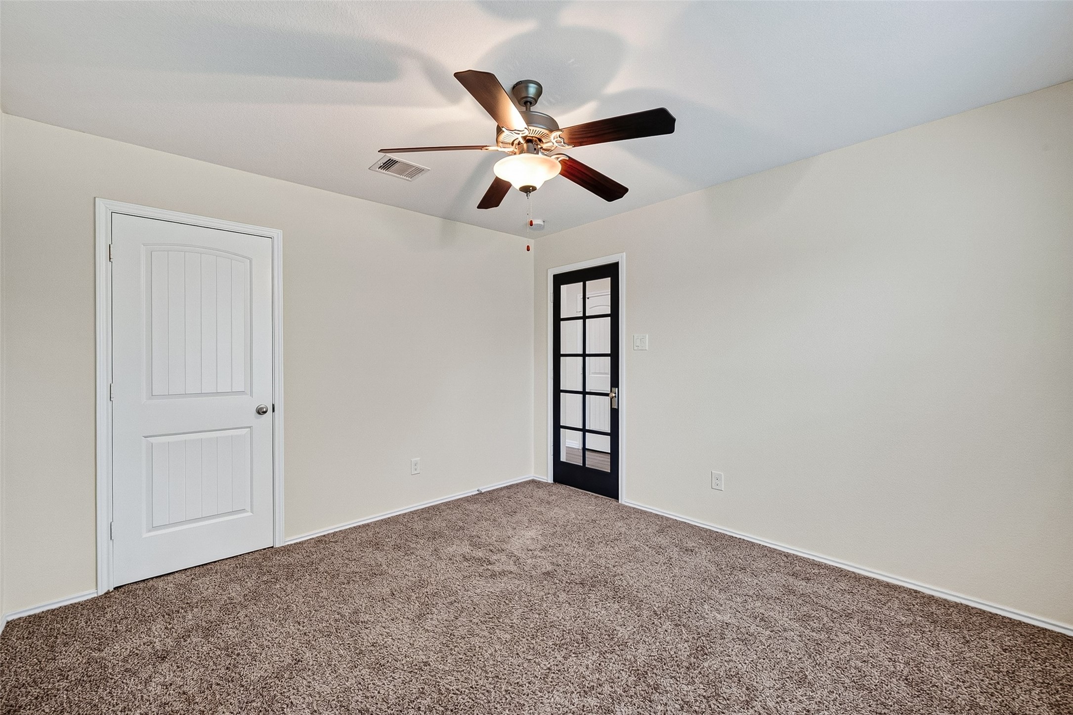4631 Stolz Trail Property Photo 9