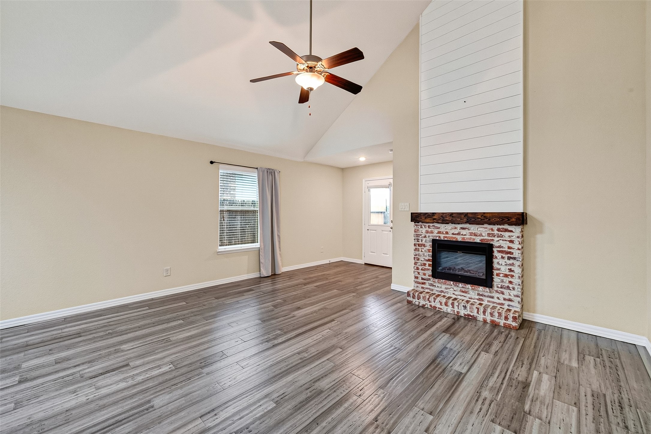 4631 Stolz Trail Property Photo 20
