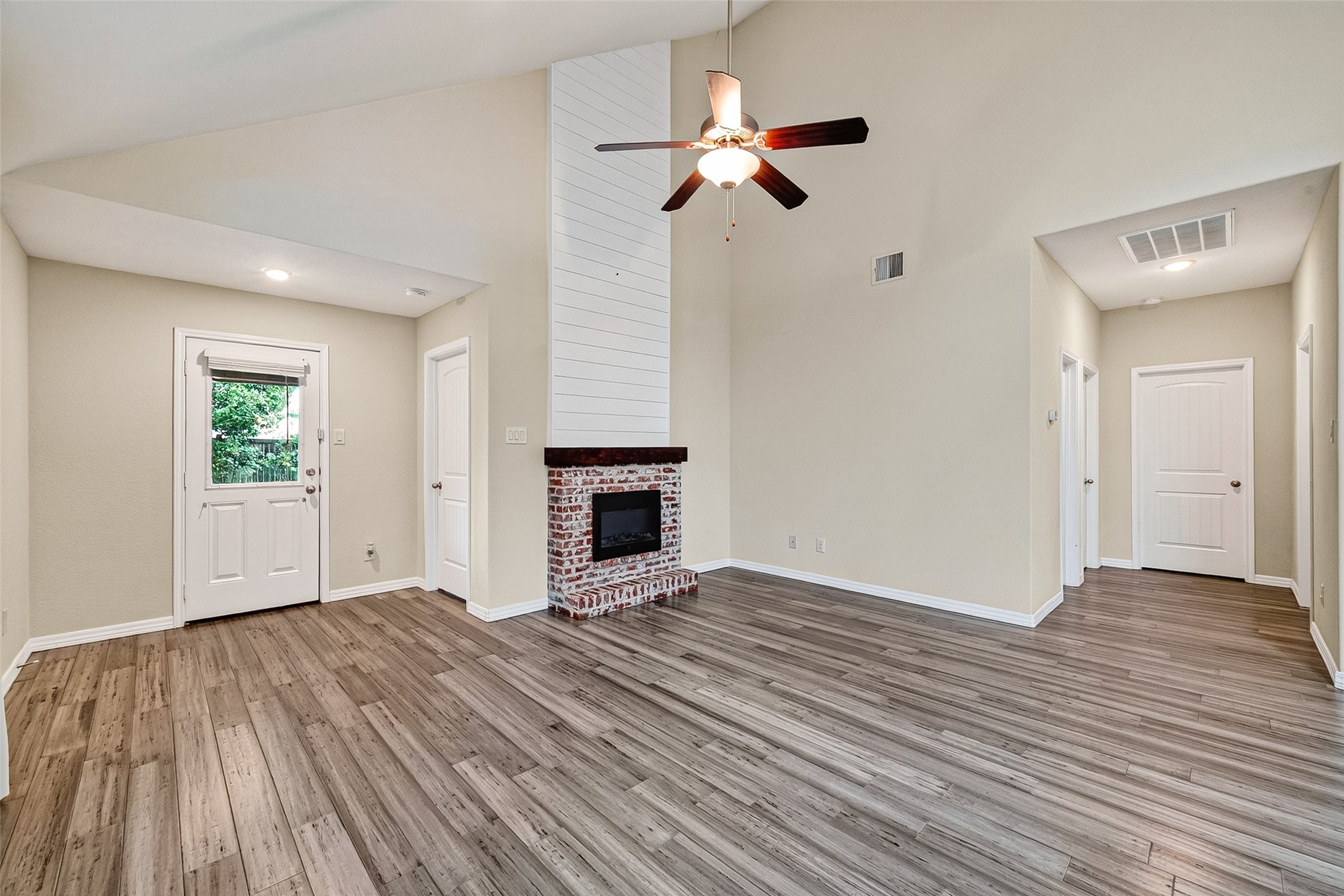 4631 Stolz Trail Property Photo 21