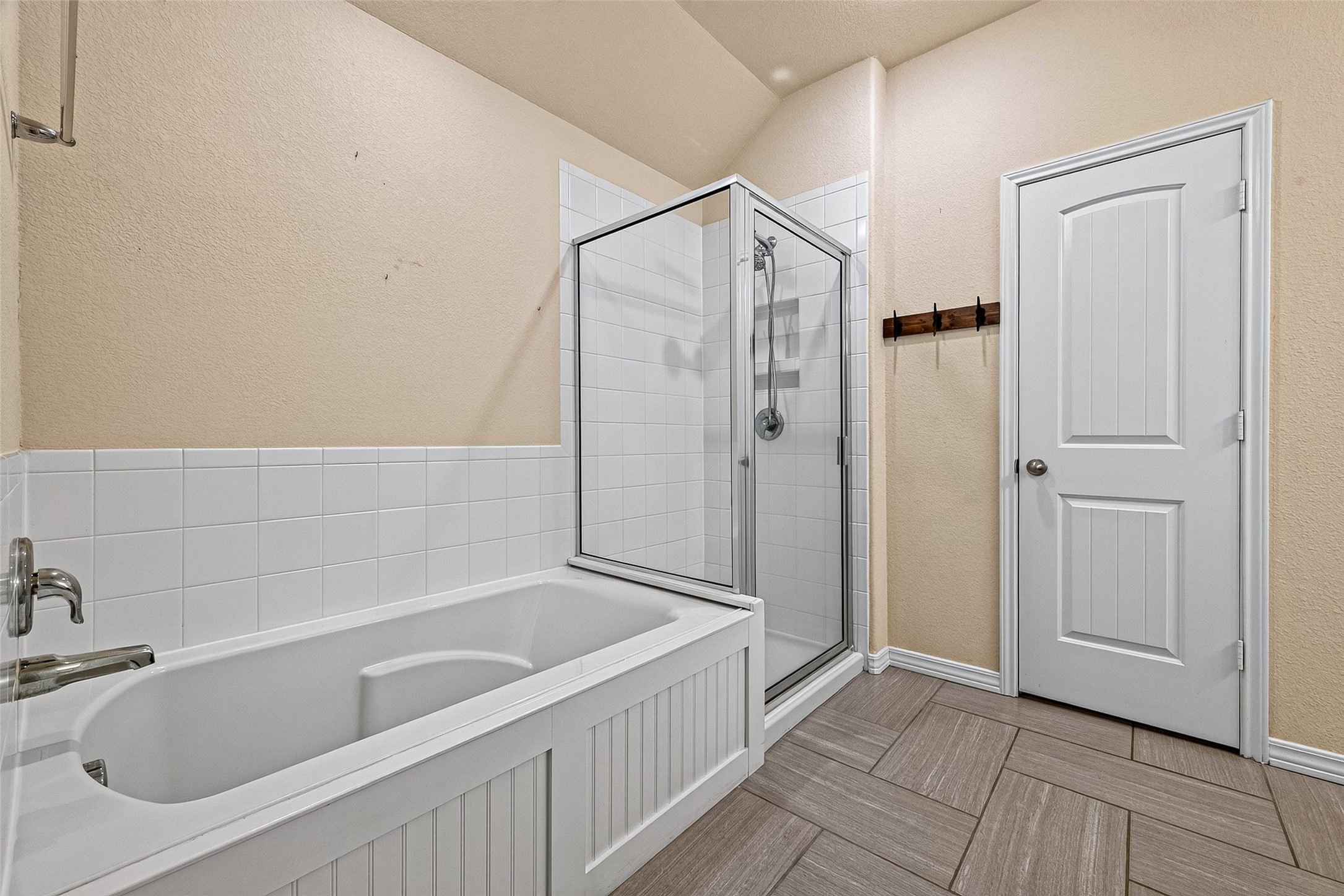 4631 Stolz Trail Property Photo 31