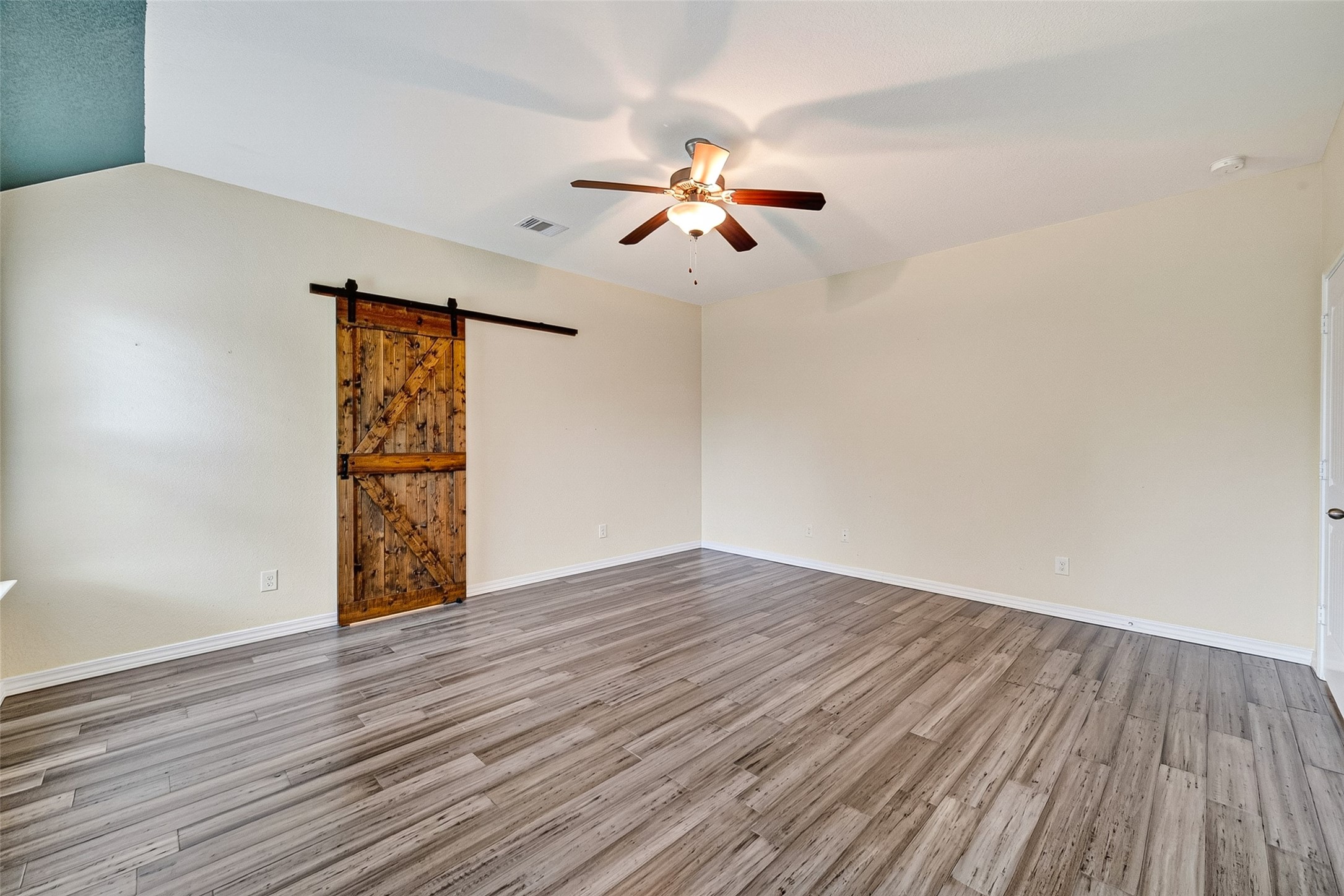4631 Stolz Trail Property Photo 35