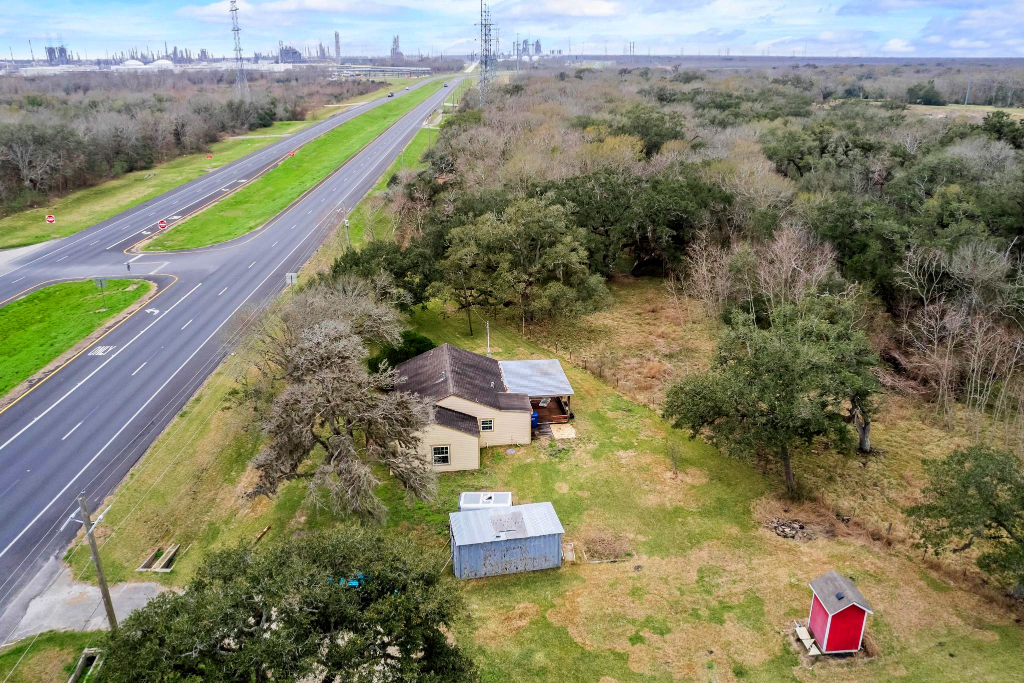 20966 Highway 35 Property Photo 2