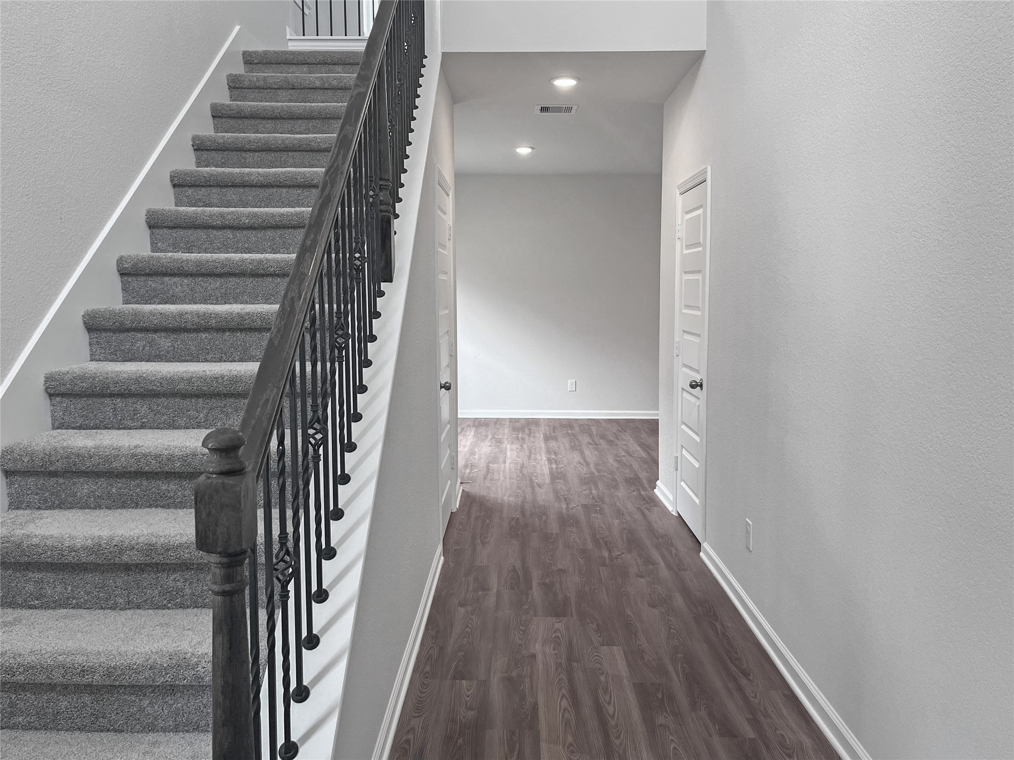 409 Stone Placa Trail Property Photo 2