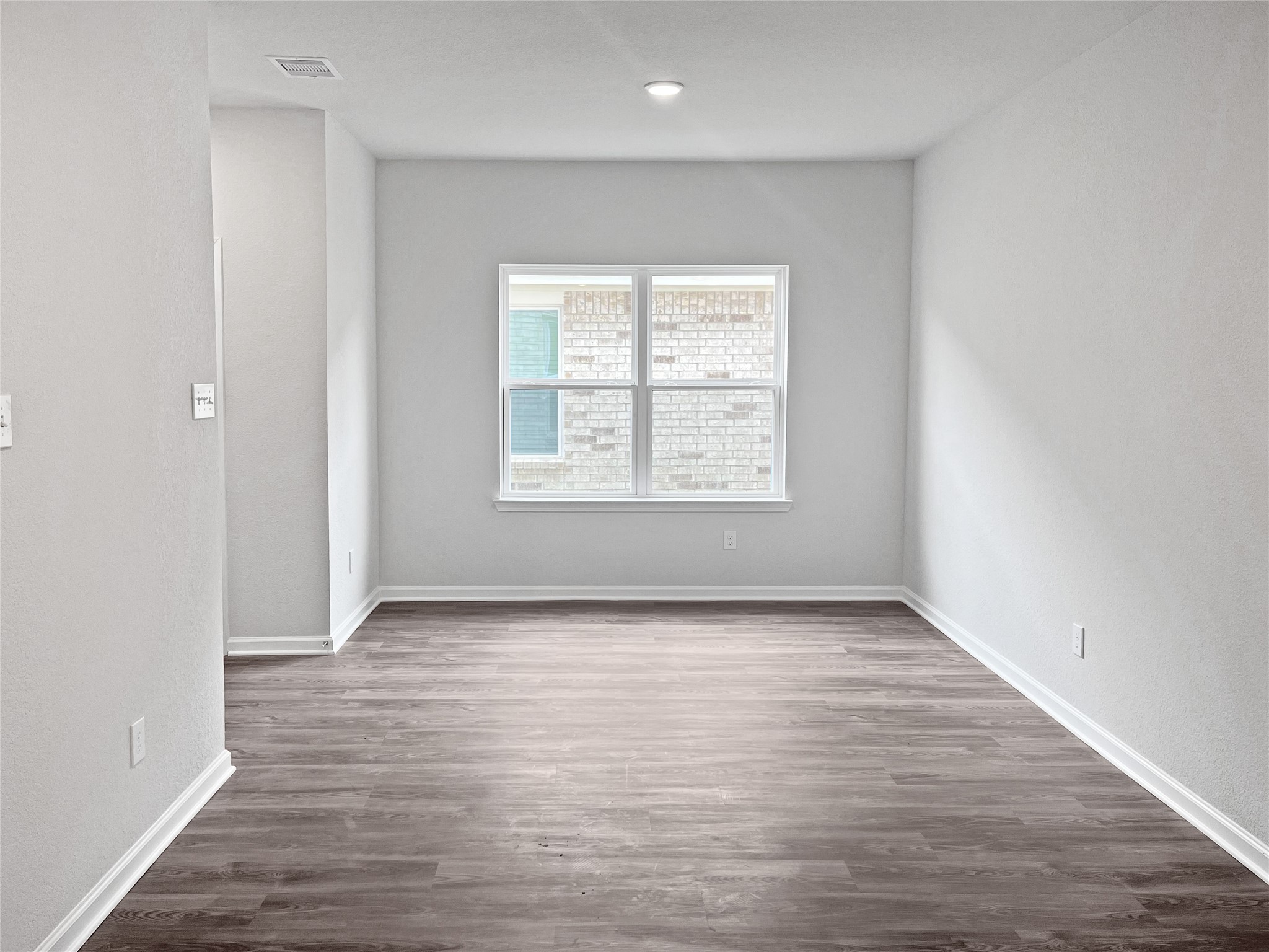409 Stone Placa Trail Property Photo 4