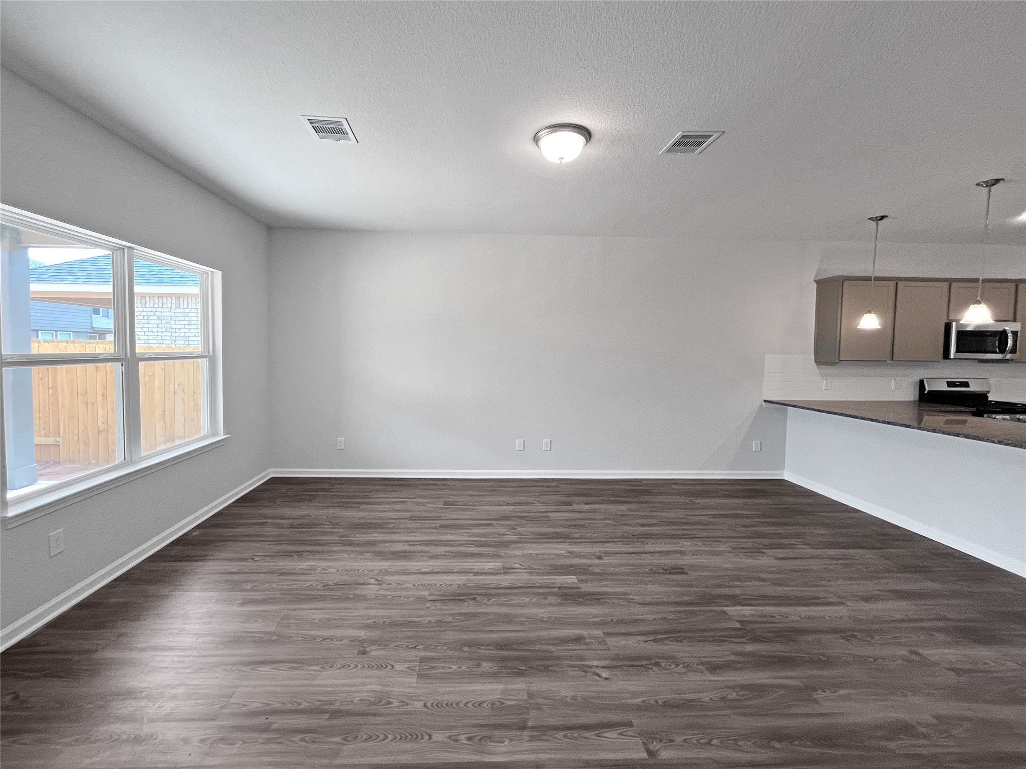 409 Stone Placa Trail Property Photo 10