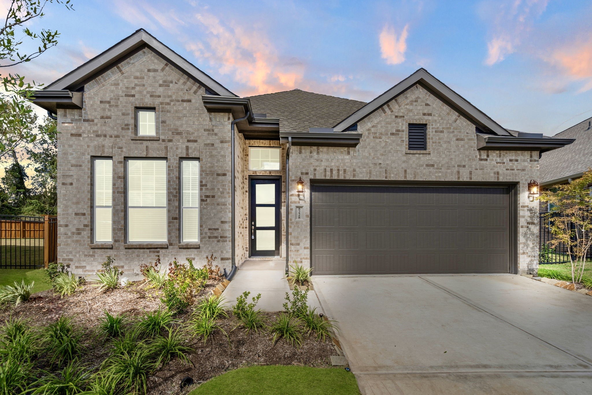 28819 Crockett Gardens Drive Property Photo 1