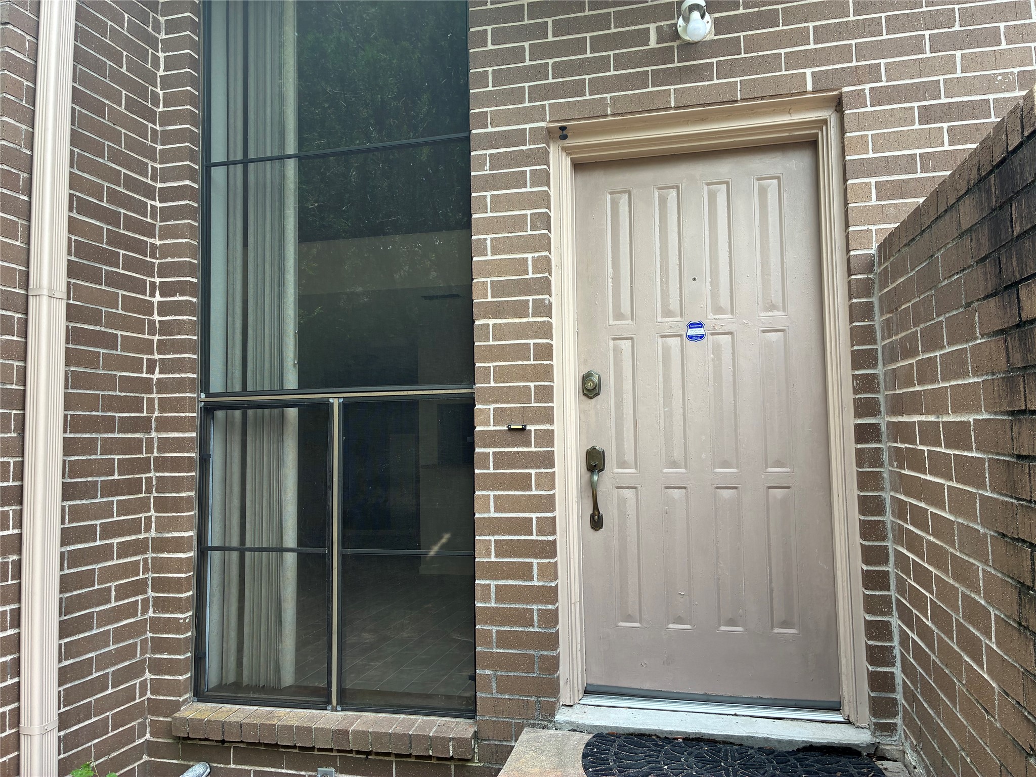 13784 Hollowgreen Drive Property Photo 29